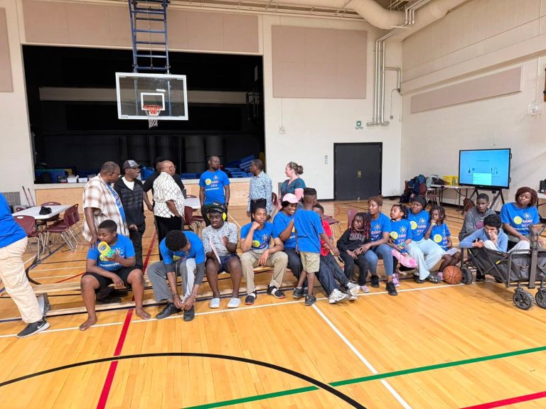 Campers and team during the Réseau santé Alberta visit to the CBEP summer camp